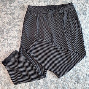 Torrid Black and White Women’s Striped Dress Pants OX